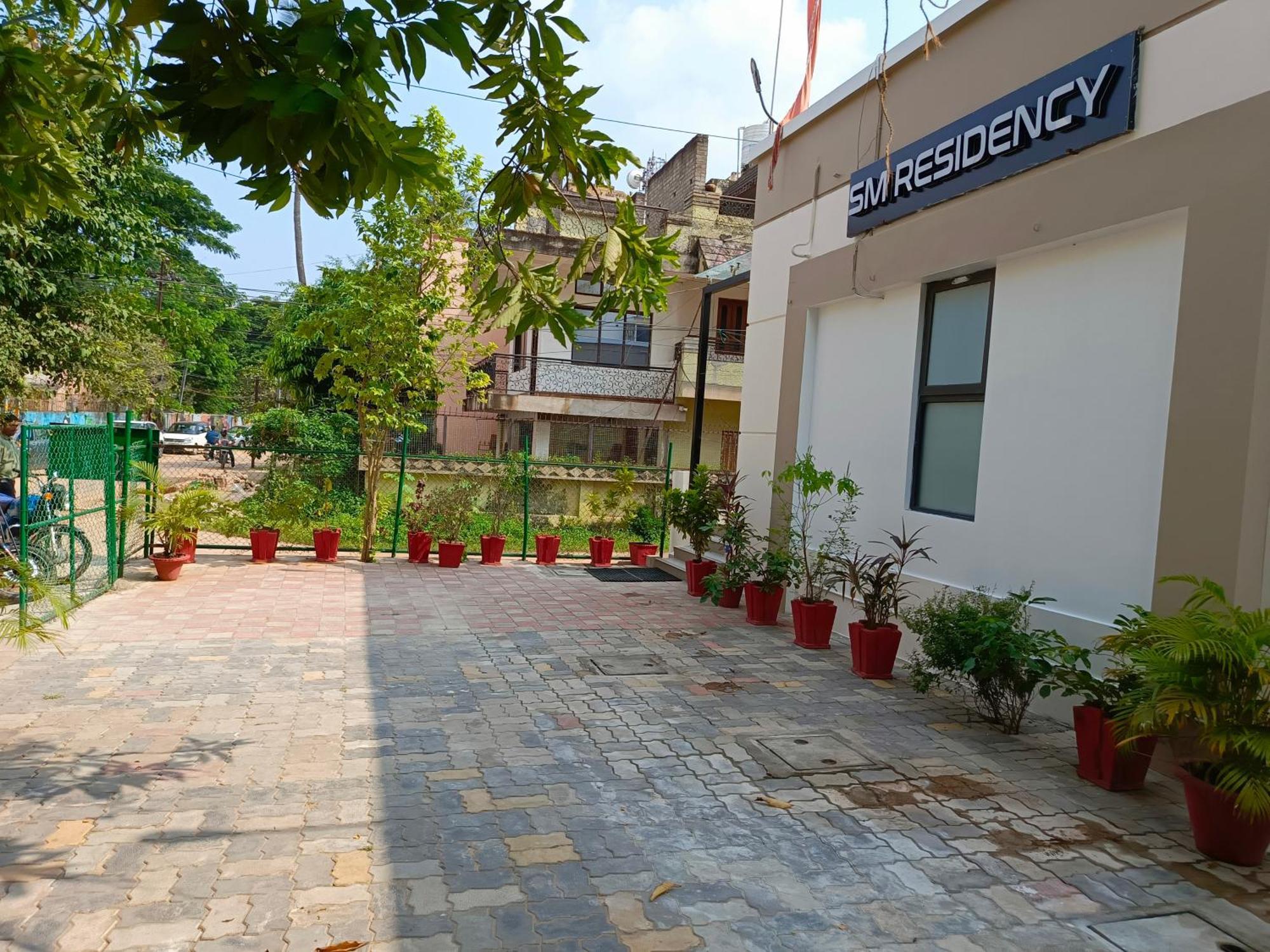 Sm Residency Hotel Bhubaneswar Exterior foto